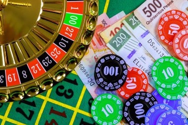 French Roulette wheel and betting layout on sotong88 live table